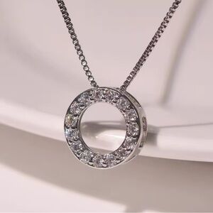 Elegant Silver Crystal Pendant Necklace